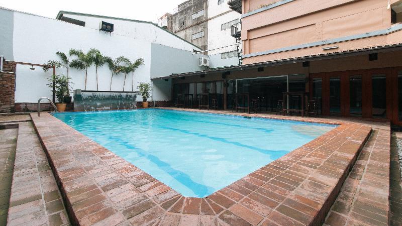 Arzo Hotel Manila Eksteriør billede
