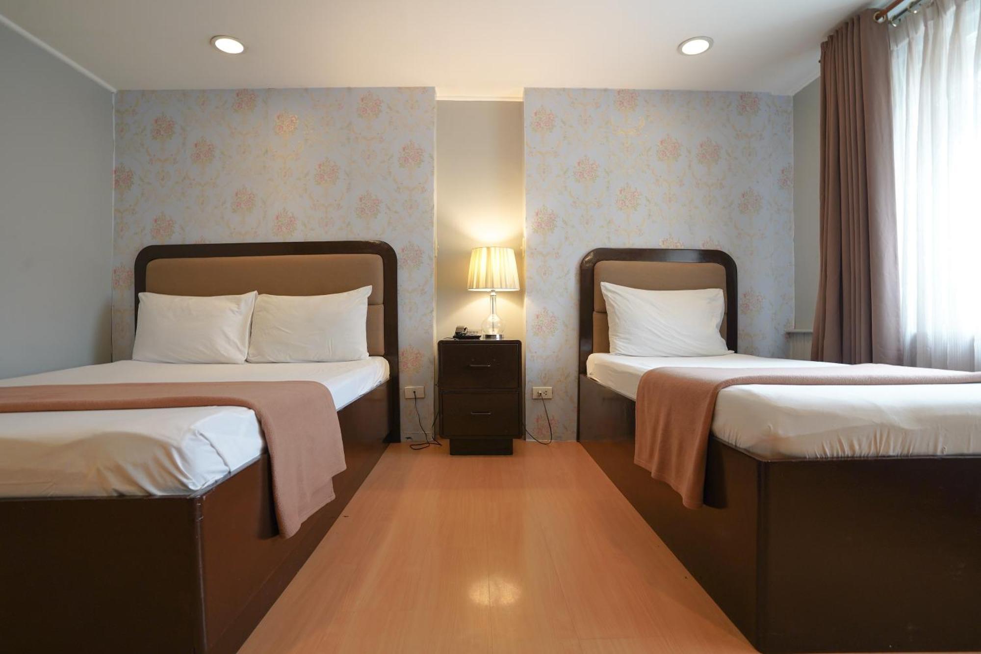 Arzo Hotel Manila Eksteriør billede