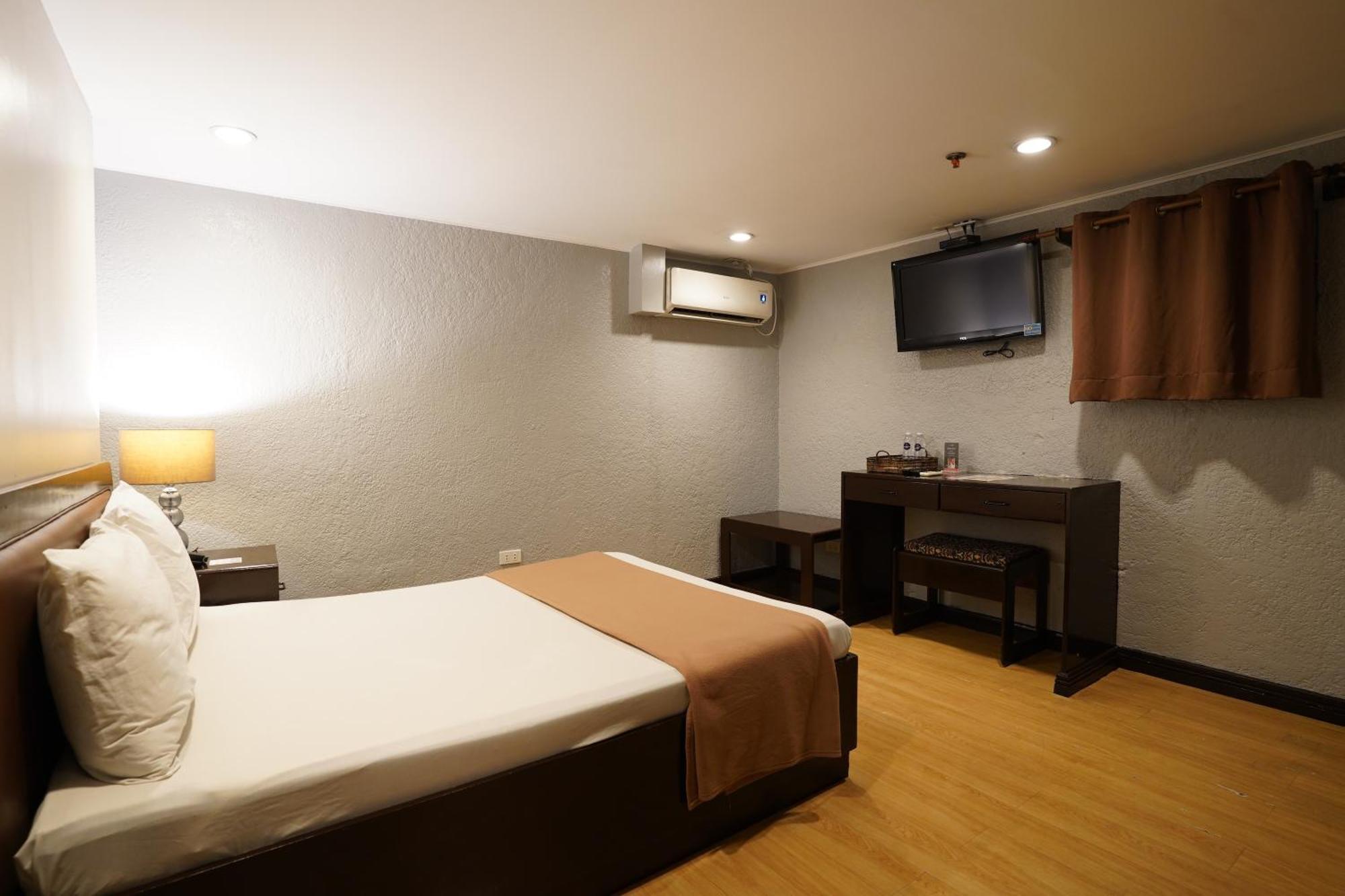 Arzo Hotel Manila Eksteriør billede