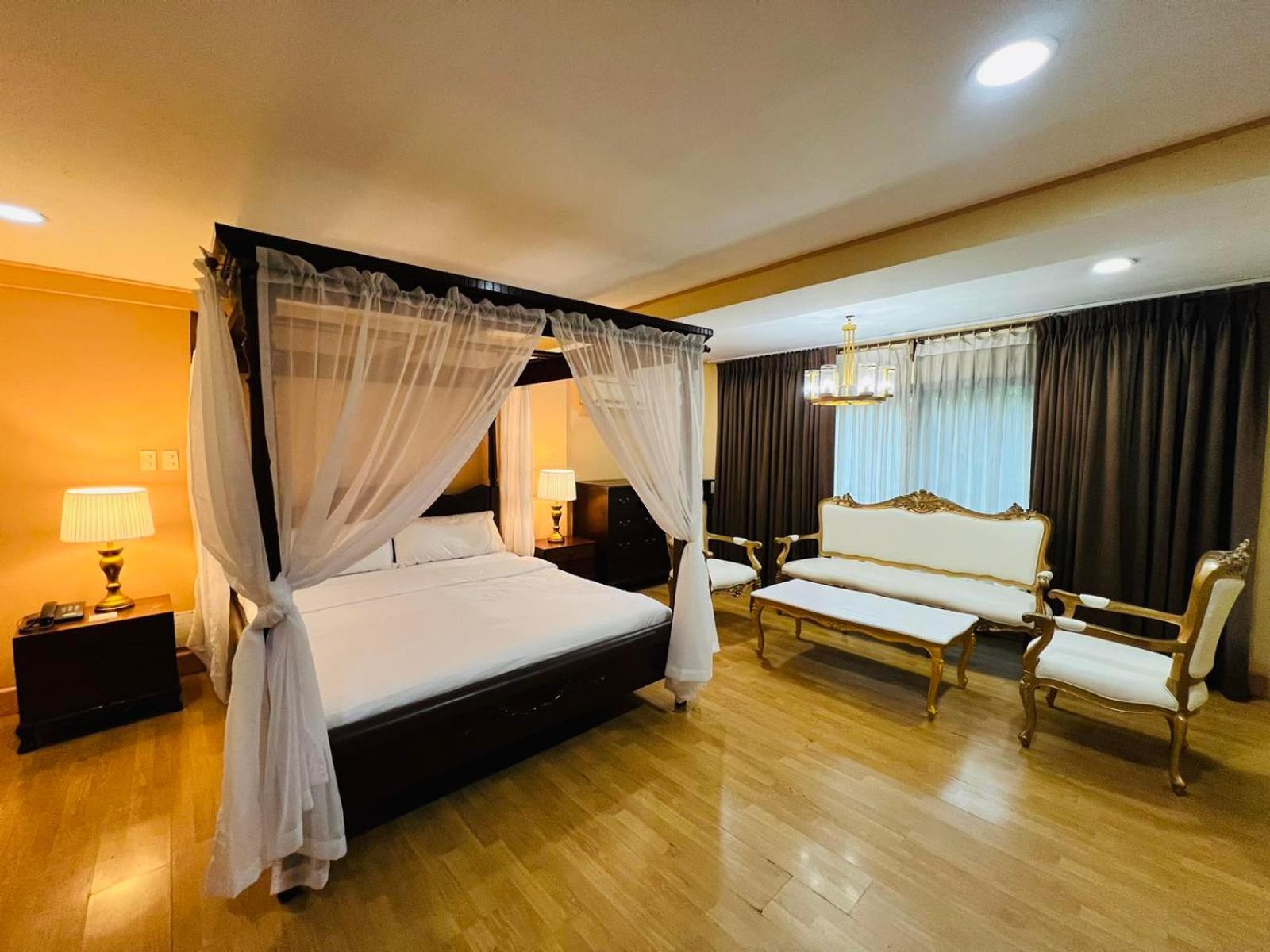Arzo Hotel Manila Eksteriør billede